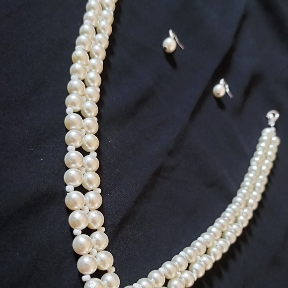 Pearl Chain set - Picture 2 of 3